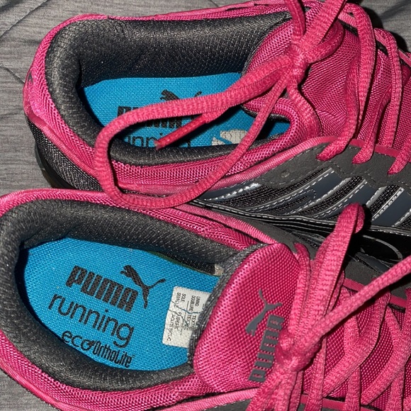 Puma pink and gray running shoes. Preloved. Size 8 - Picture 3 of 10
